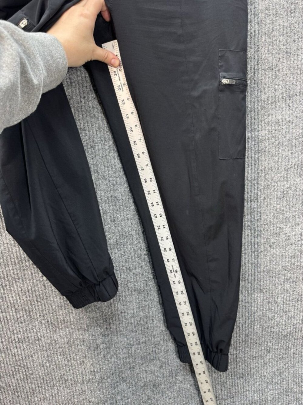 T By Talbots Cargo Jogger Pants Womens Medium Black Stretch Casual Athleisure - Picture 8 of 10